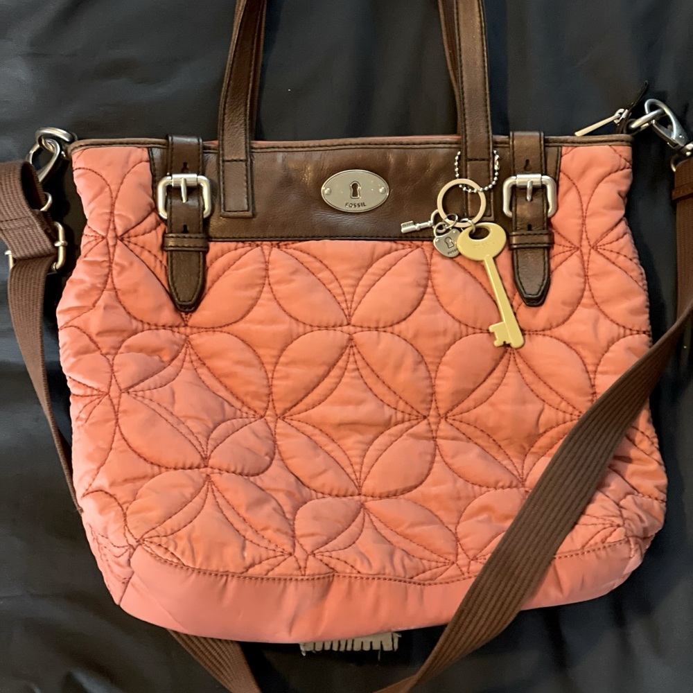 Like new Fossil cross body hobo